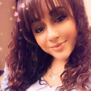 Meet your Posher, Elisa